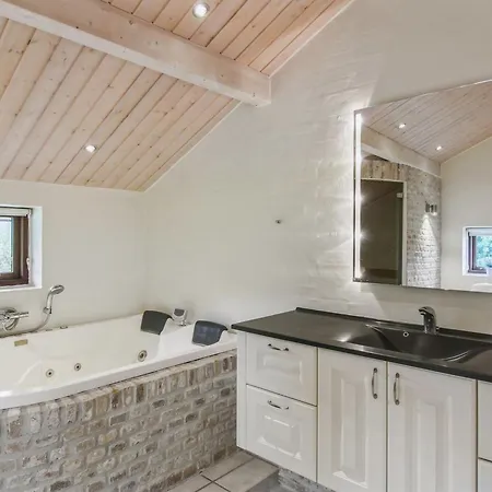 Ran - 1-5km From The Sea By Interhome